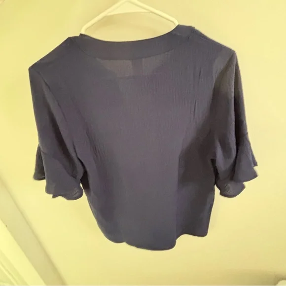 Women’s Blouse - Picture 7 of 8